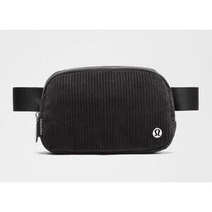 Lululemon Everywhere Belt Bag 1L Corduroy Black